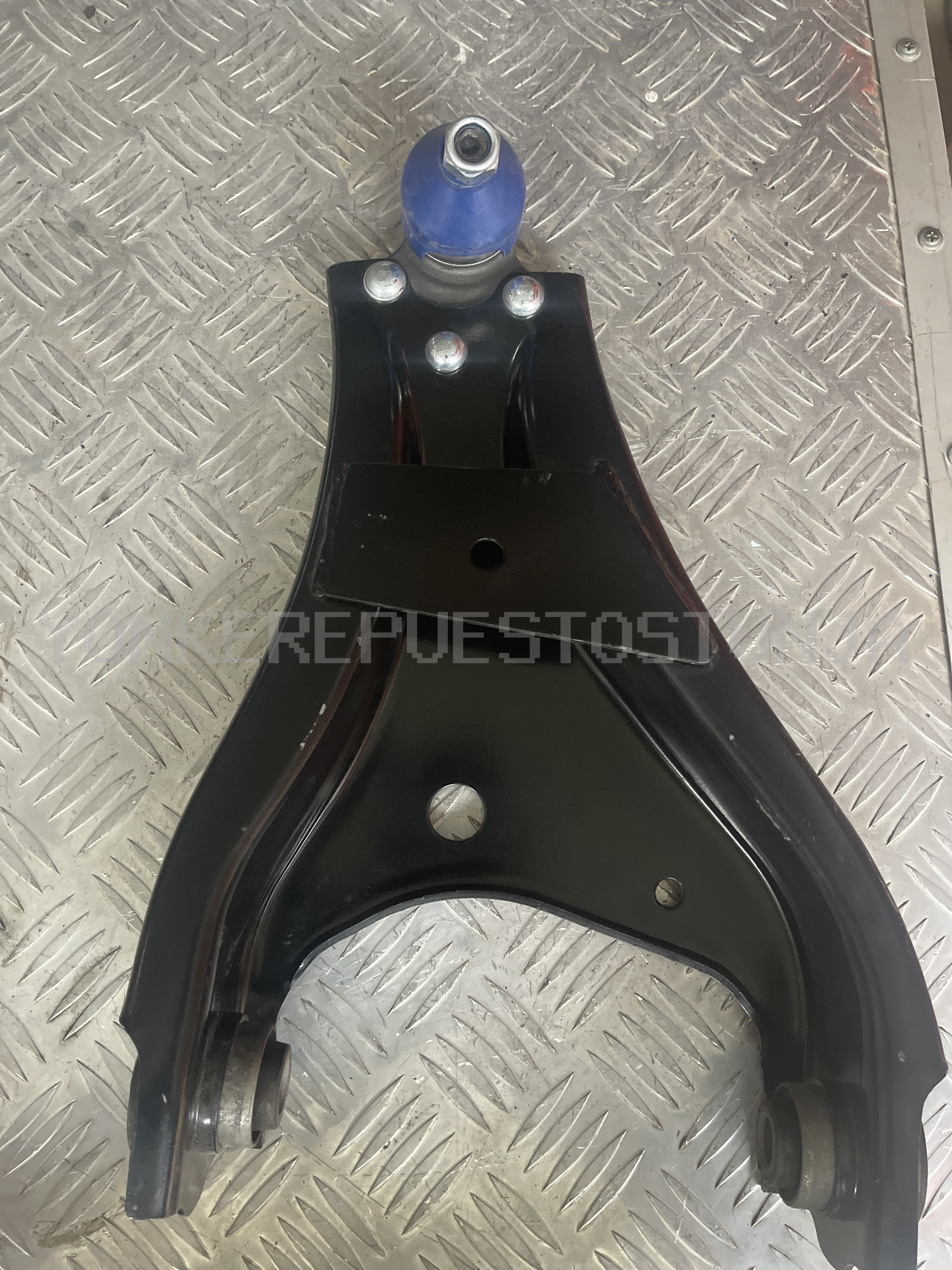 TIJERA RENAULT DUSTER DER NUEVA.